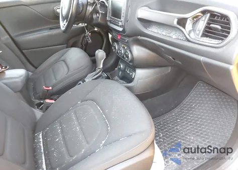 2017 Jeep Renegade Altitude 4X4 z USA, uszkodzony, nr VIN ZACCJBBB5HPF72093